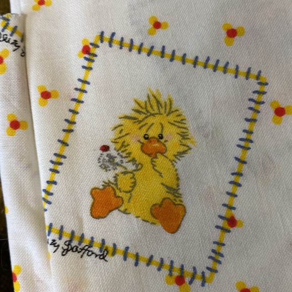 One yard Little Suzy’s Zoo - Picture 5 of 5